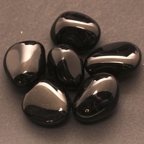 Zwarte obsidiaan trommelsteen