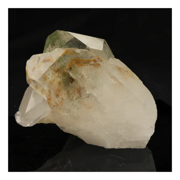 Fraai compact bergkristal cluster met grote kristallen en groene chloriet