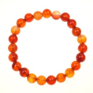Carneool armband met 8mm kralen aan rekbaar koord in lichte kleur