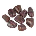 Robijn trommelsteen van 2-3cm lang