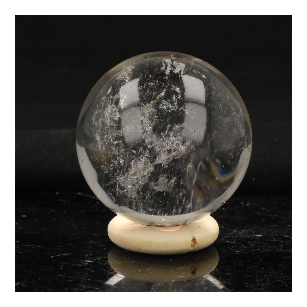 A-kwaliteit heldere bergkristal bol met diameter van 4cm op houten ring, voorbeeld nr4