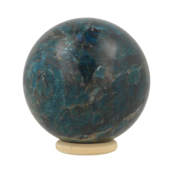 Diep blauwe apatiet bol van 65mm diameter en houten ring
