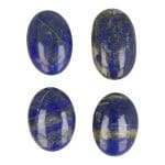 Fraaie helder blauwe lapis lazuli knuffelsteen groot