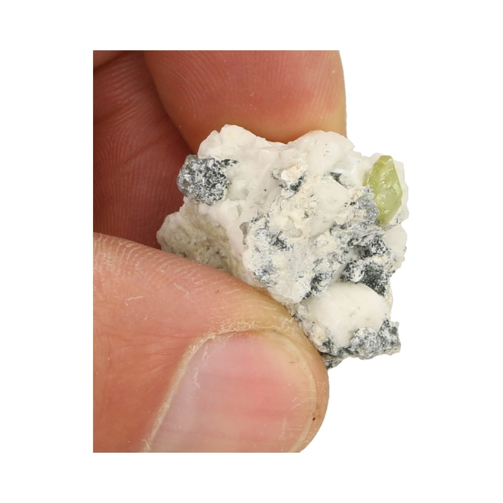 Leuke clustertje met een heldergroen sfeen kristal 'nr11' van 2cm - detail