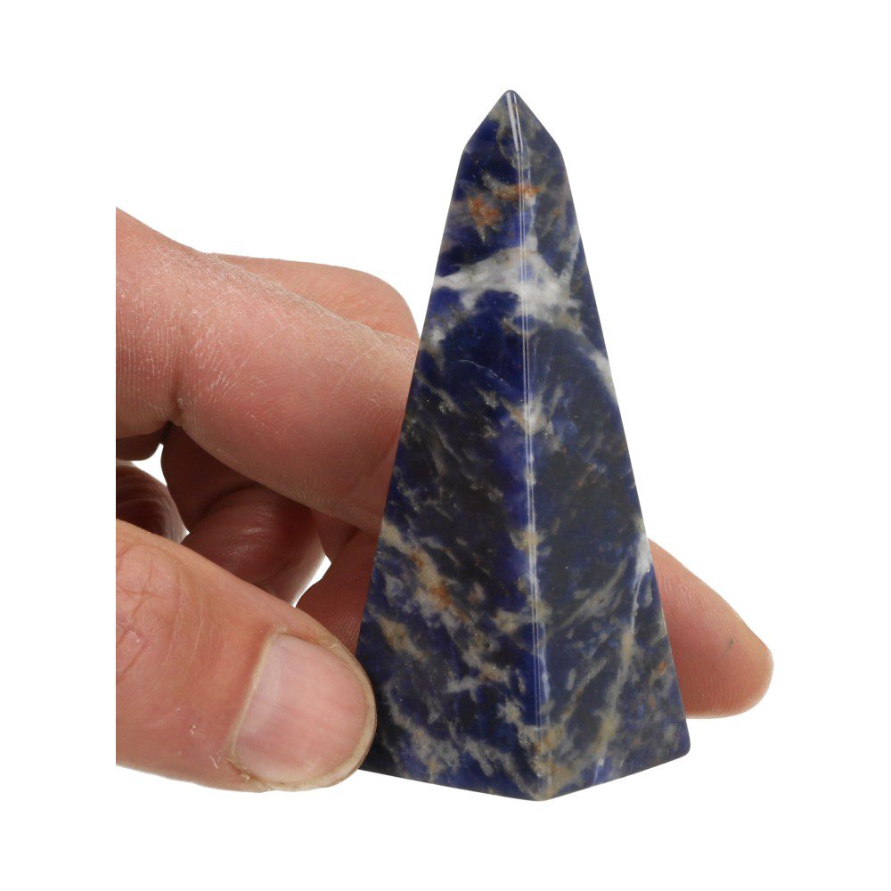 Mooi gebande sodaliet obelisk van 8cm hoog - in hand