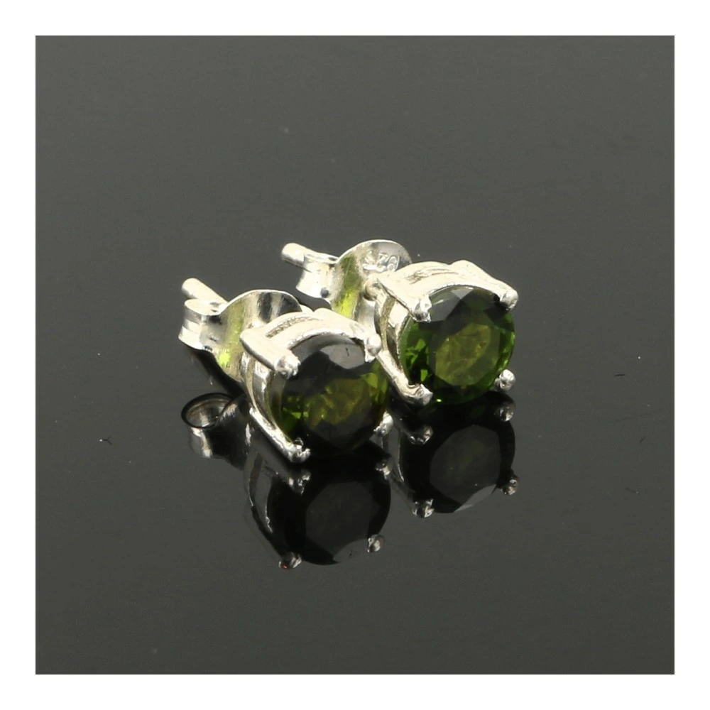 Groene toermalijn oorbel in zilver
