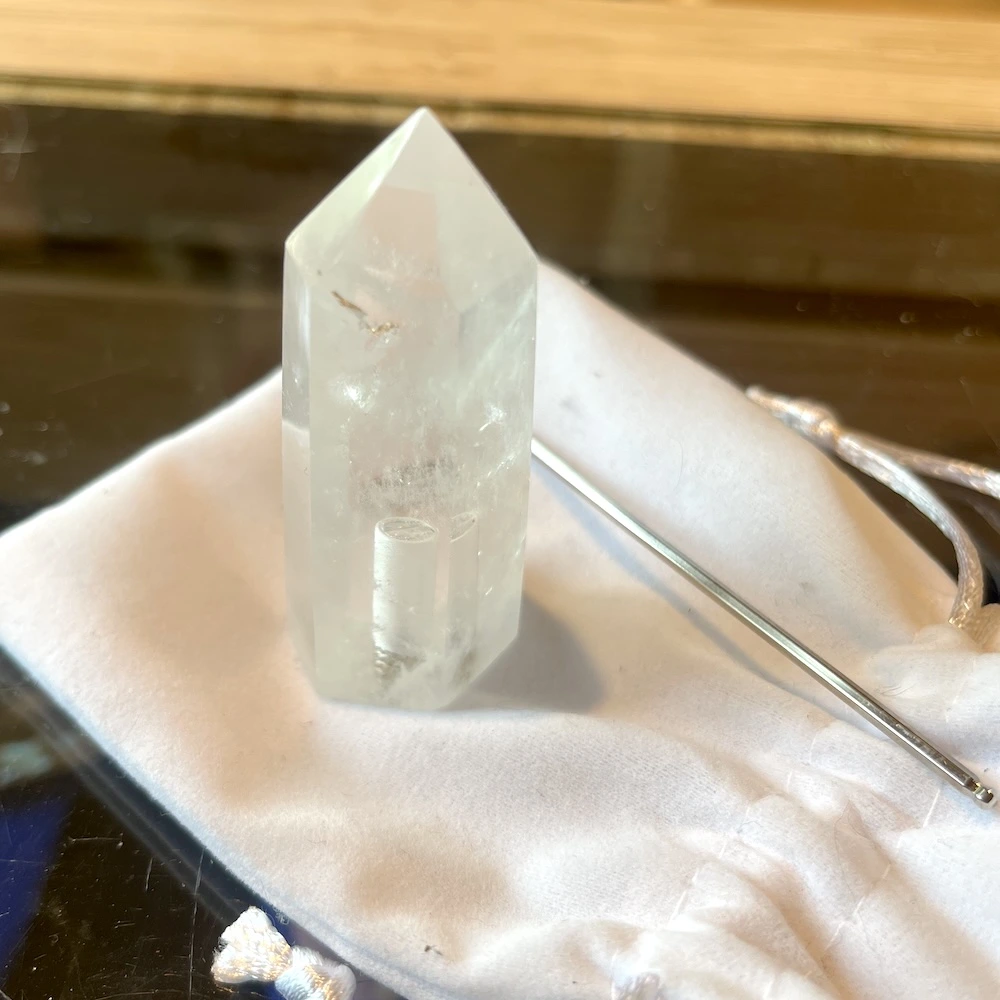 Mini urntjes op maat van bergkristal