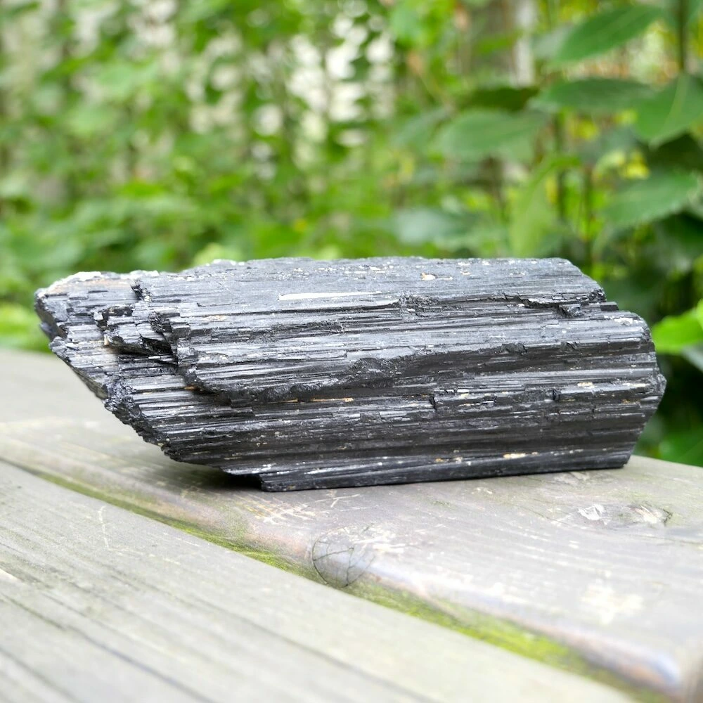 Zwarte toermalijn ruw 14cm