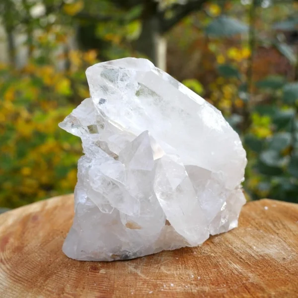 Hoge kwaliteit bergkristal cluster BK11 uit Brazilië met robuuste energie en fraaie vormgeving