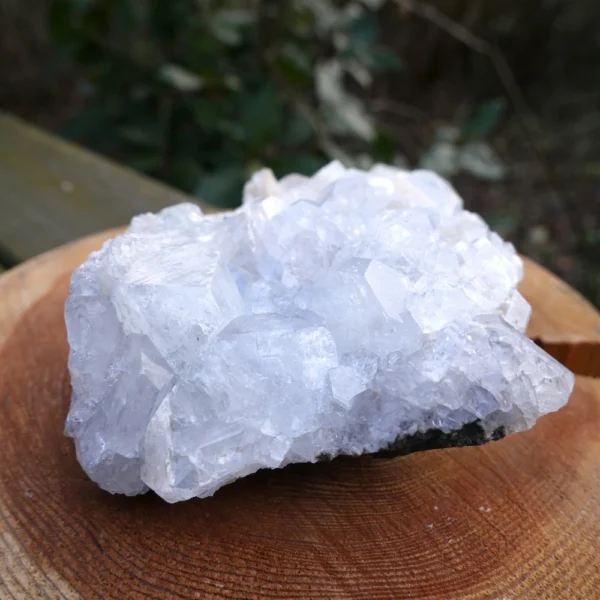 Fraai stuk heldere apofyliet met roze stilbiet 'nr9' uit India