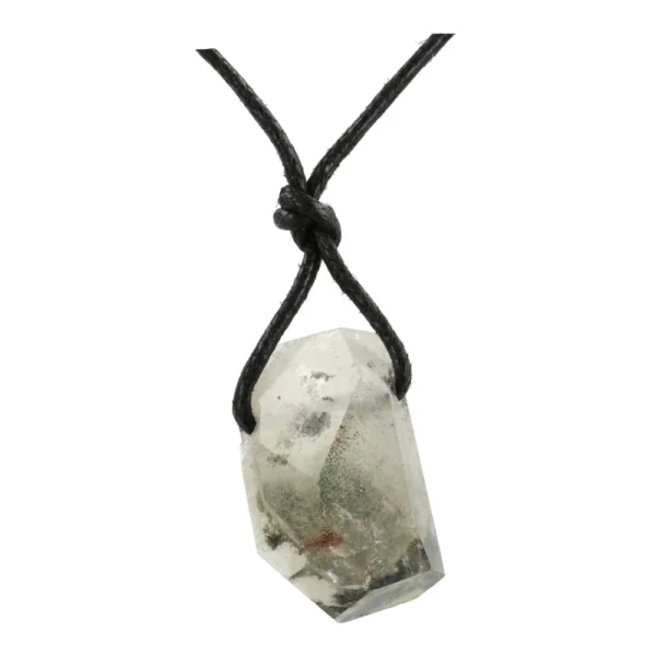 Fraaie lodoliet hanger doorboord (nr.2) aan zwart waxkoord