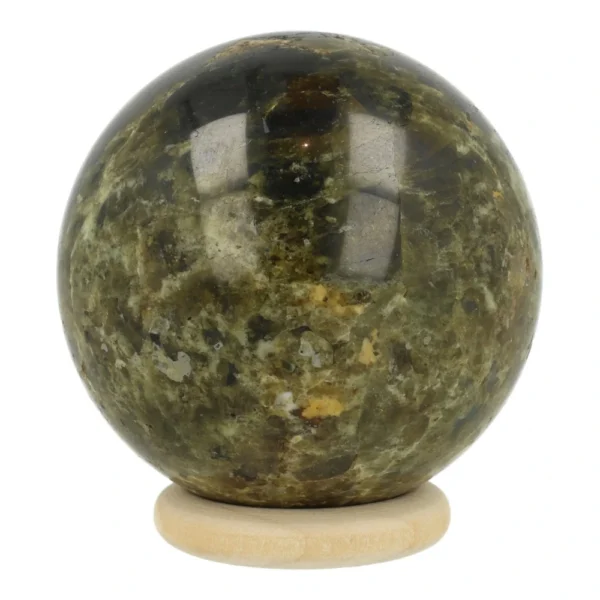 Fraaie tsavoriet bol met diamater van 53mm op houten ring