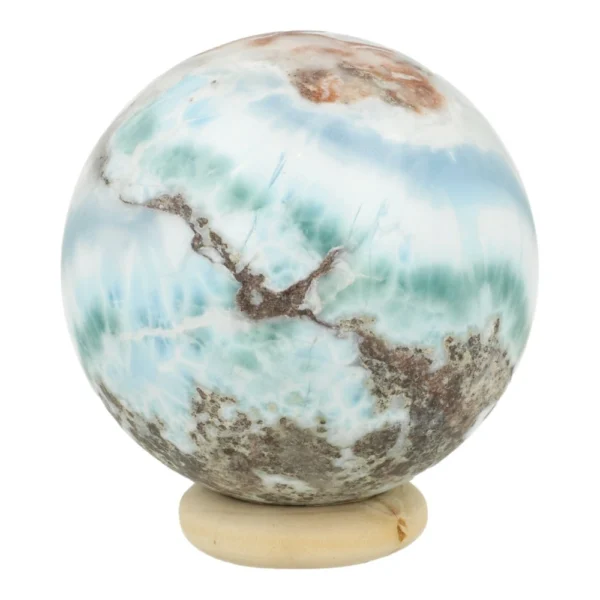 Fraaie larimar bol met diameter van ruim 46mm op houten ring