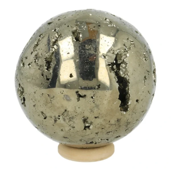 Fijne pyriet bol met diameter van 49mm op houten ring