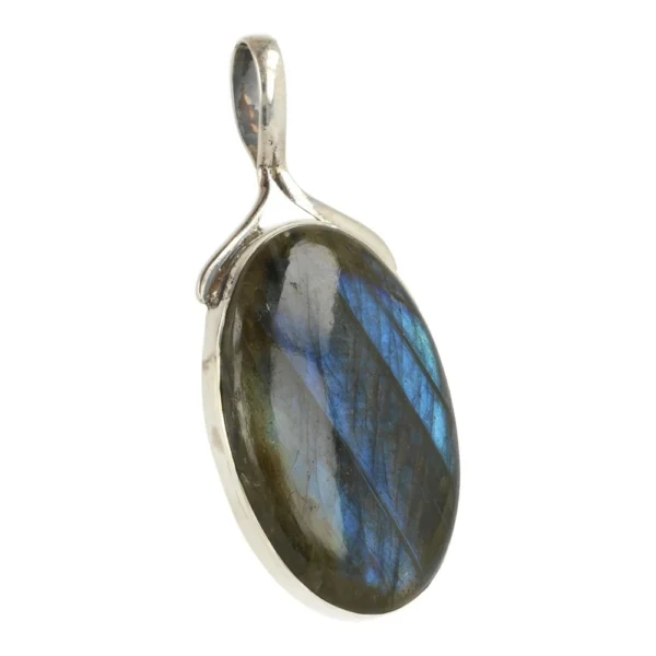 Bijzonder blauwe labradoriet hanger in zilver LA3