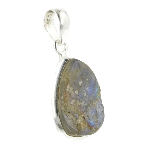Fraaie labradoriet hanger in zilver ruw nr1 met blauwe glans