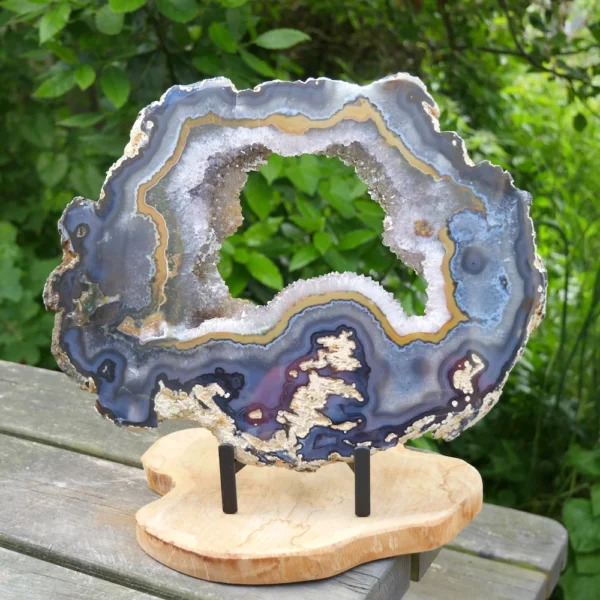 Unieke agaat schijf van extra kwaliteit (nr.1) op metalen standaard en 35cm breed