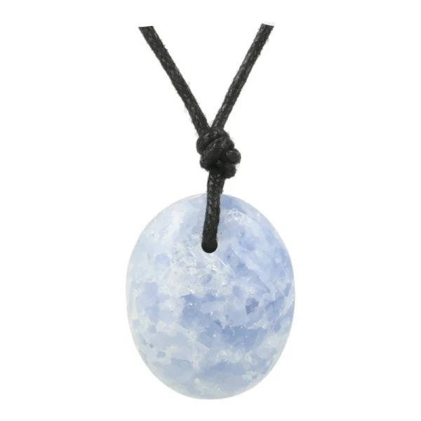 Mooie blauwe calciet hanger doorboord amulet aan zwart waxkoord en 3cm hoog
