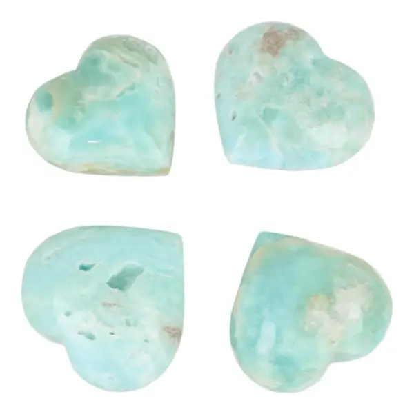 Mooi gekleurde Carribean blue calciet harten van circa 5cm breed