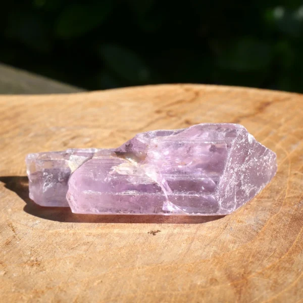 Fraai, helder kunziet kristal (nr.3) van 7cm lang