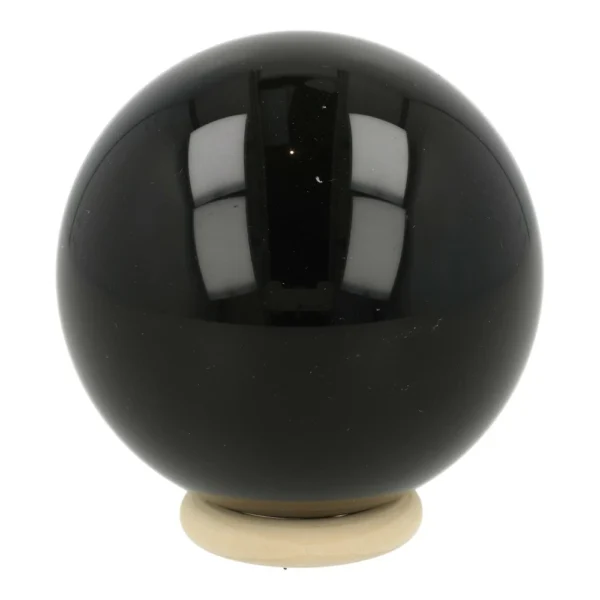 Mooie regenboog obsidiaan bol met diameter van 58mm op houten ring