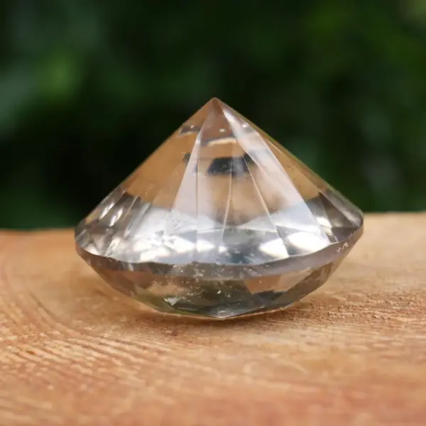 Fraaie lichtbruine bergkristal diamant van 38mm diamater