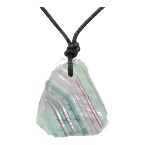 Fraai getekende regenboog fluoriet hanger doorboord plat aan zwart waxkoord en 4cm hoog