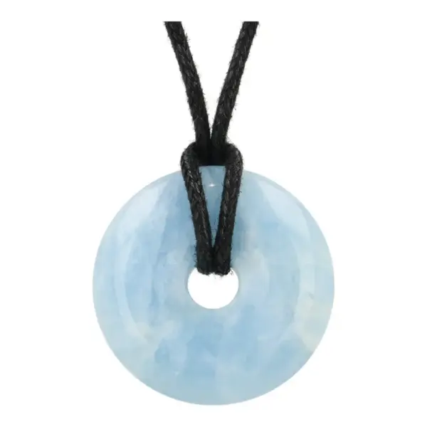 Frisse blauwe aquamarijn donut hanger met diameter van 3cm aan zwart waxkoord