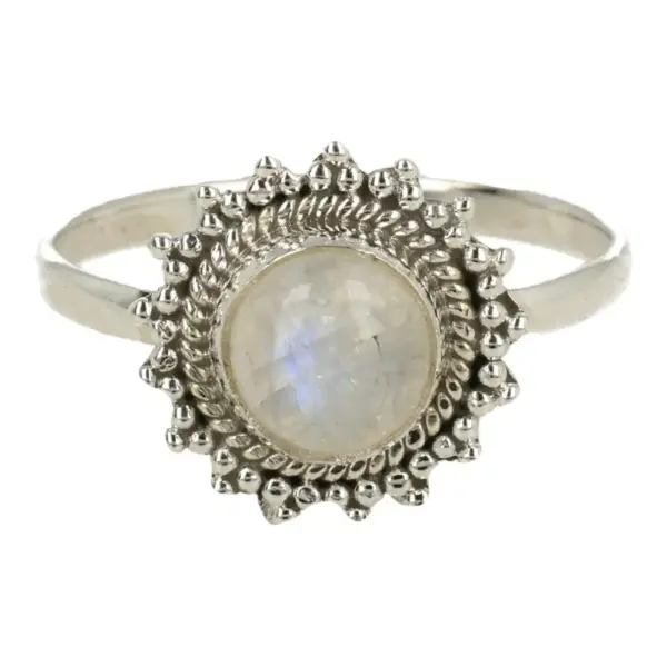 Fraaie maansteen ring 'zon' met maansteen van 6mm en fraai zilver ontwerp in juwelierskwaliteit 925 sterling zilver
