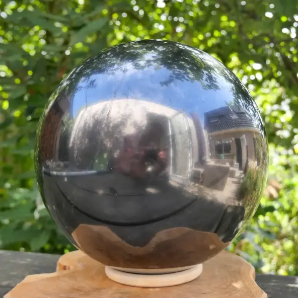 Fraaie grote glanzende shungiet bol met diameter van maar liefst 20cm!